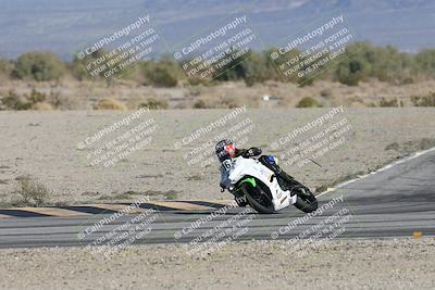 media/Dec-07-2025-CVMA (Sun) [[3e7d2de5dc]]/Race 9-Formula UL Shootout/